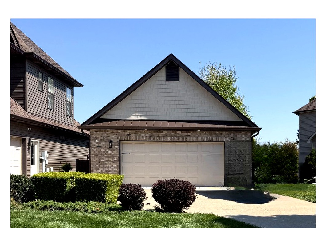 Custom detached garage — Clarksville TN — Yarbrough Homes